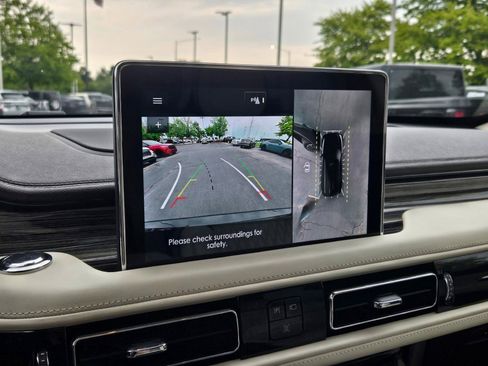 Certified 2020 Lincoln Aviator Black Label w/ Dynamic Handling Package image 27