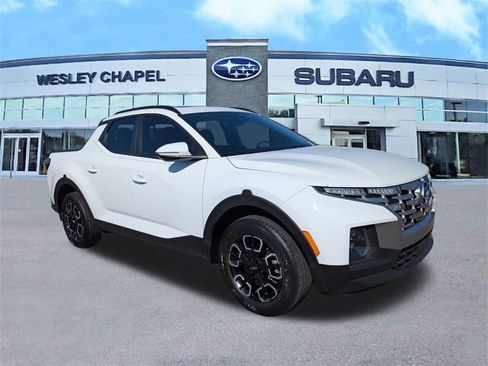 Used 2023 Hyundai Santa Cruz SEL Premium image 1