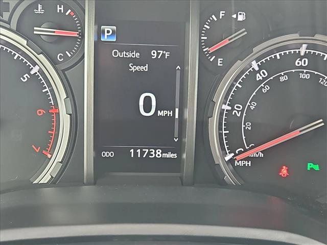Used 2023 Toyota 4Runner Limited AWD/4WD image 11