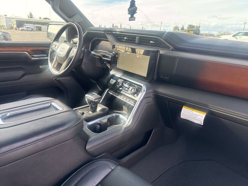 Certified 2022 GMC Sierra 1500 Denali image 14