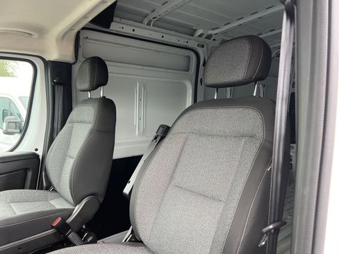 Used 2025 RAM ProMaster 2500 image 12