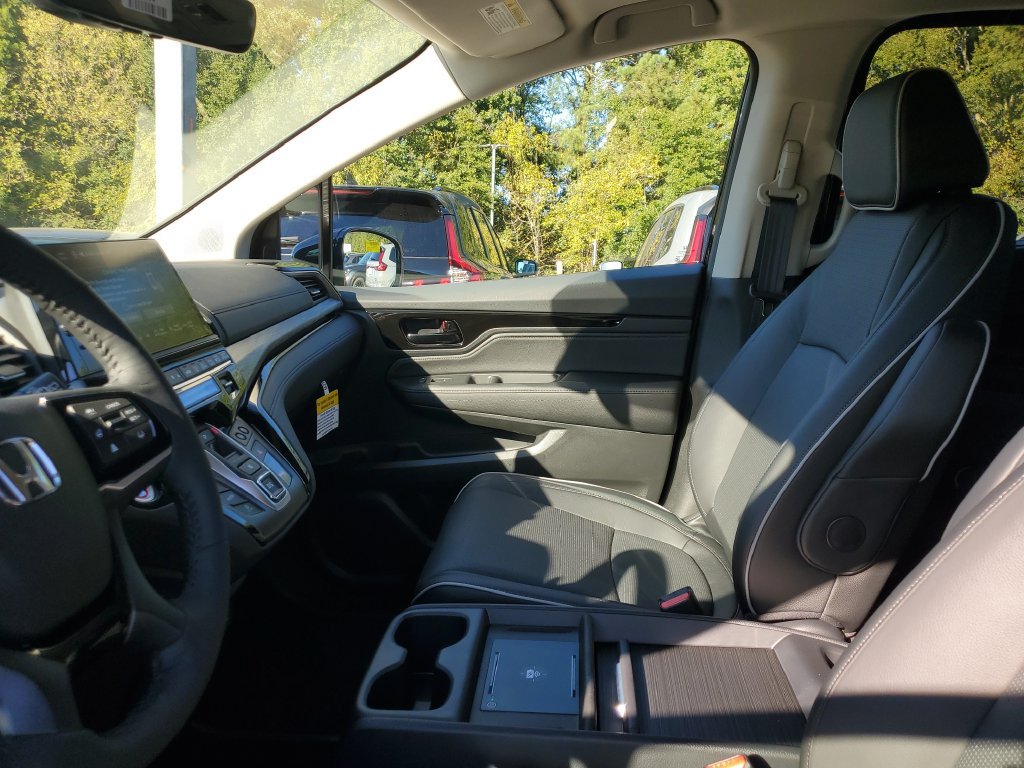 New 2027 Honda Odyssey Elite image 14