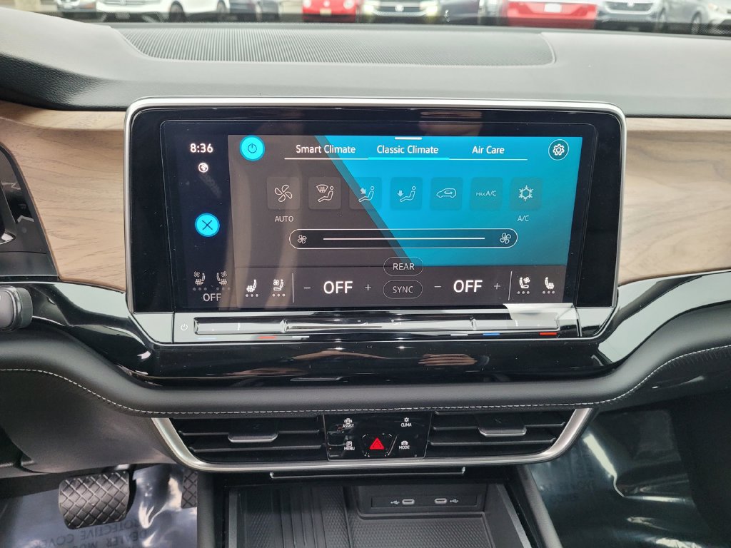 New 2026 Volkswagen Atlas SE FWD image 20