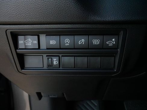 Used 2025 Toyota Tundra SR5 image 26