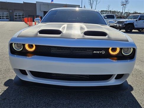 Used 2020 Dodge Challenger SRT Hellcat Redeye image 2