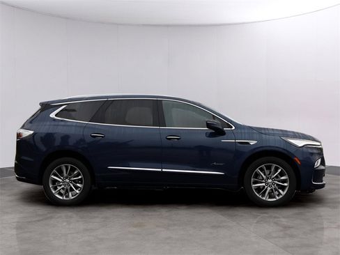 Used 2023 Buick Enclave Avenir w/ Trailering Package, 5000 lbs. image 4