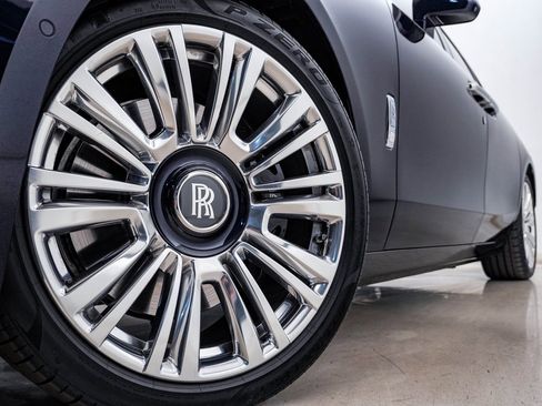 Used 2021 Rolls-Royce Ghost image 5