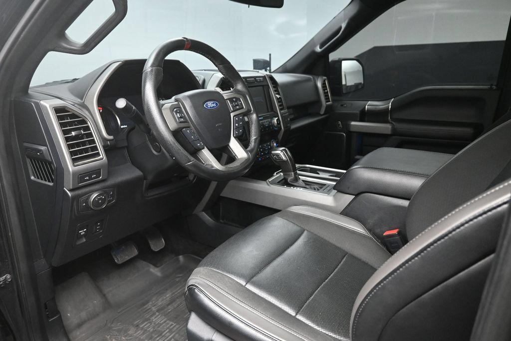 Used 2019 Ford F150 Raptor w/ Equipment Group 802A Luxury AWD/4WD image 19
