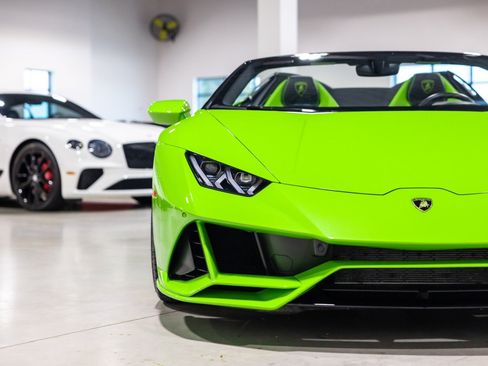 Used 2023 Lamborghini Huracan EVO AWD/4WD image 22