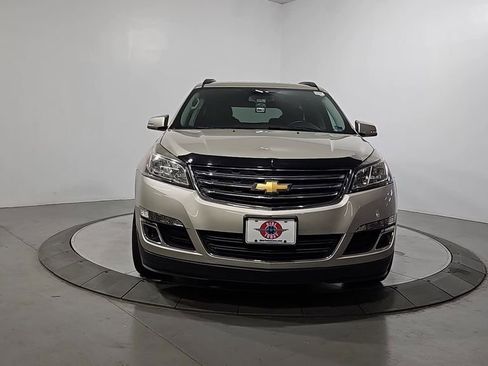 Used 2015 Chevrolet Traverse LT w/ Style and Technology Package FWD image 9