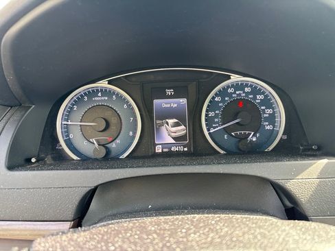 Used 2016 Toyota Camry LE FWD image 8