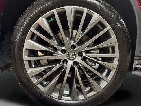 Used 2025 Lexus RX 350 w/ Convenience Package AWD/4WD image 32
