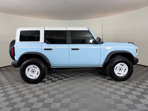 Used 2025 Ford Bronco Heritage Edition AWD/4WD image 2