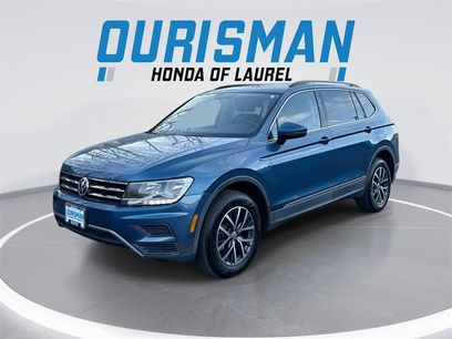 Used 2020 Volkswagen Tiguan SE w/ Panoramic Sunroof Package