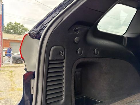 Used 2017 Jeep Grand Cherokee Limited AWD/4WD image 10