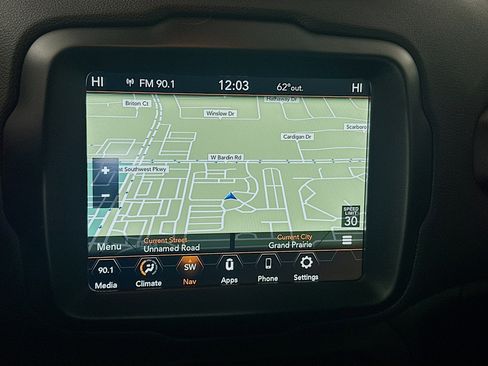 Used 2023 Jeep Renegade Latitude image 22