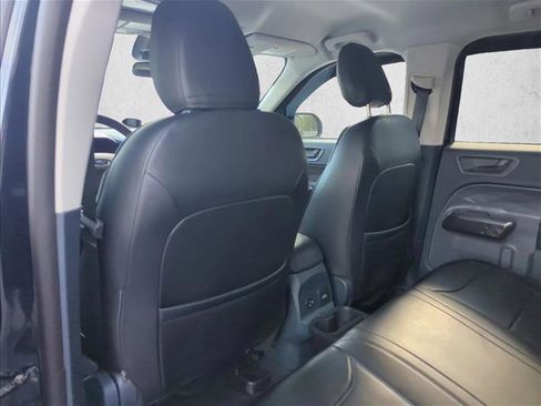 Used 2023 Ford Maverick XLT w/ Black Appearance Package image 18