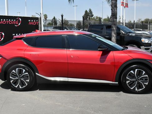 Used 2024 Kia EV6 Light RWD image 9