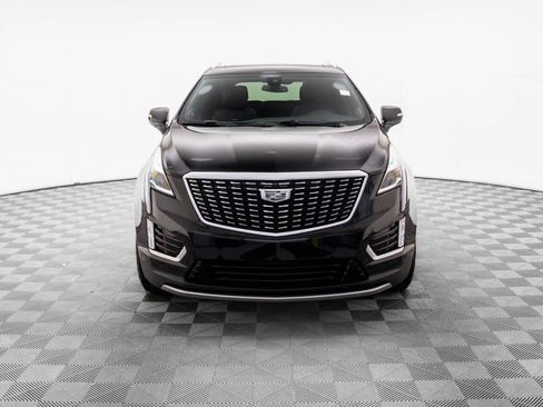 Used 2022 Cadillac XT5 Premium Luxury image 2