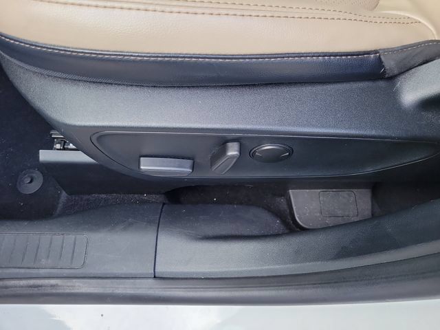 Used 2020 Ford Escape SEL FWD image 21