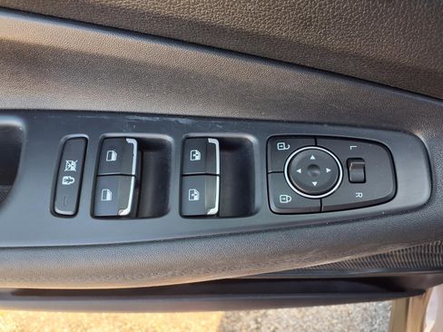 Used 2020 Hyundai Santa Fe SEL FWD image 8