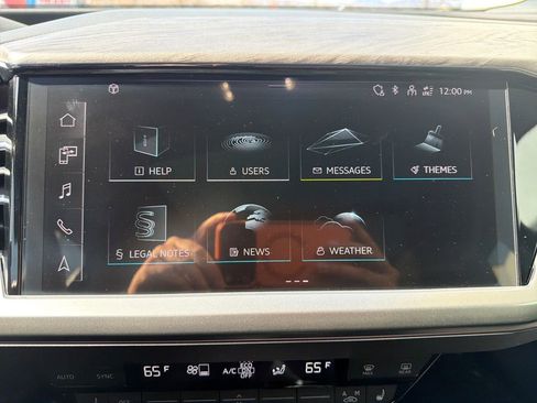 Used 2024 Audi Q4 e-tron Premium Plus image 19