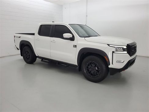 Used 2023 Nissan Frontier Pro-X w/ Pro-X Premium Package image 4