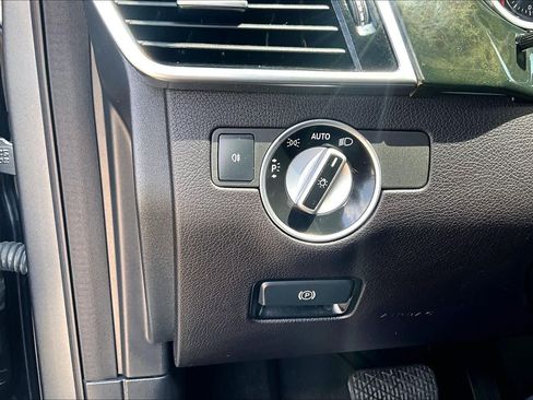 Used 2018 Mercedes-Benz GLE 350 image 36