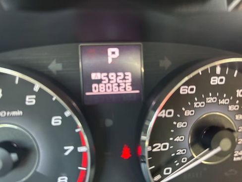 Used 2011 Subaru Outback 2.5i Premium w/ All-Weather Pkg image 10