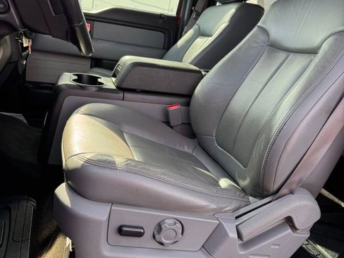 Used 2014 Ford F150 XLT w/ XLT Chrome Package RWD image 13