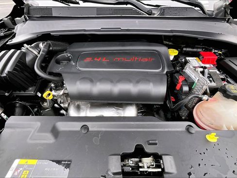 Used 2022 Jeep Compass Latitude image 31