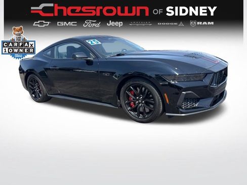 Used 2025 Ford Mustang GT Premium RWD image 7