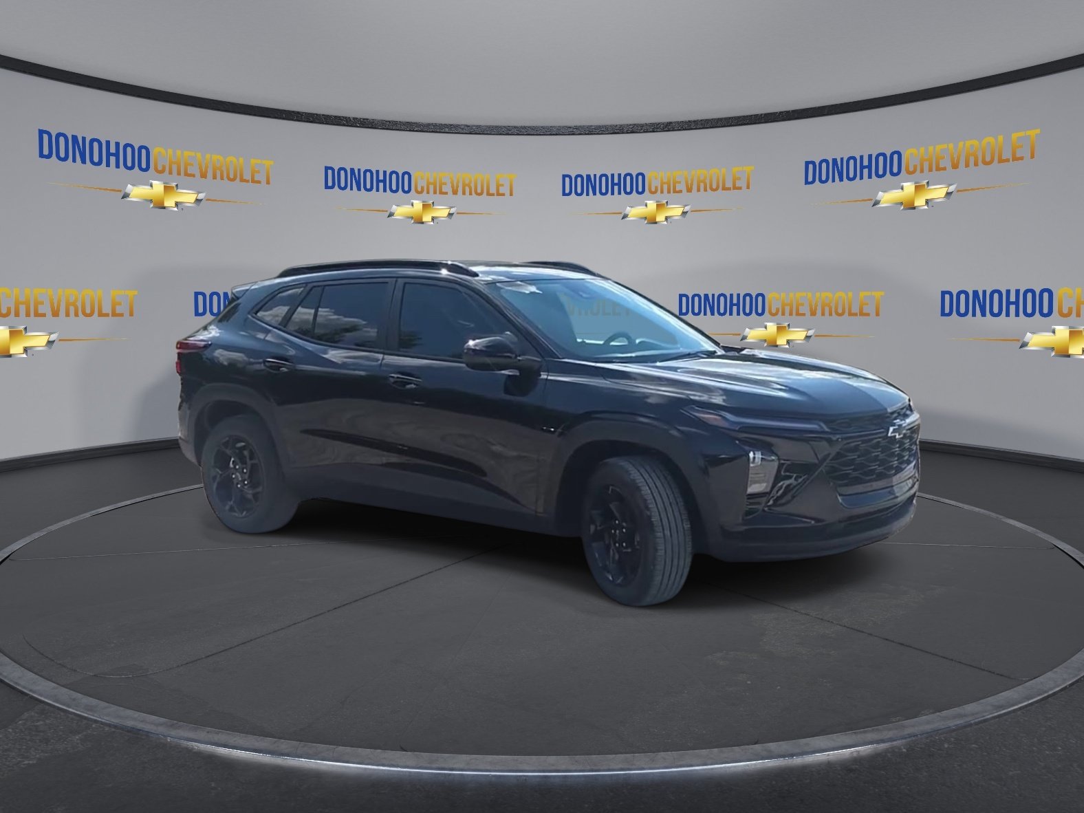 New 2026 Chevrolet Trax LT w/ Midnight Edition FWD image 9