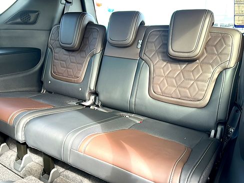 New 2026 Nissan Armada Platinum image 18