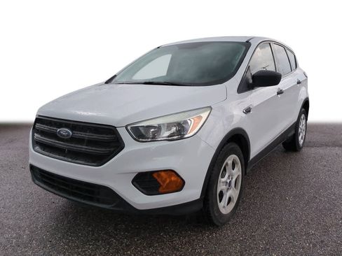 Used 2017 Ford Escape S FWD image 1