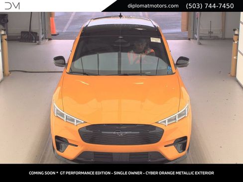Used 2022 Ford Mustang Mach-E GT w/ GT Performance Edition AWD/4WD image 17