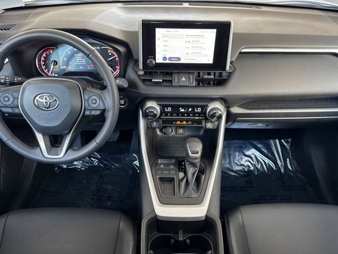 Used 2023 Toyota RAV4 XLE Premium FWD image 26