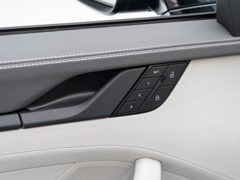 Certified 2026 Porsche 911 GTS image 23