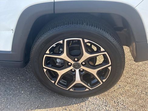 Used 2025 Jeep Compass Limited AWD/4WD image 14