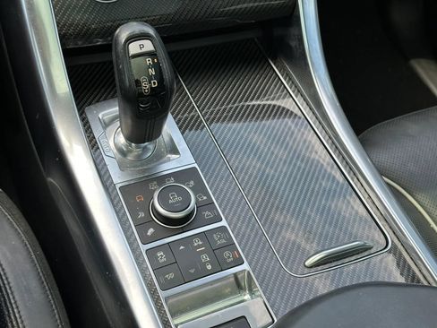 Used 2016 Land Rover Range Rover Sport SVR AWD/4WD image 37
