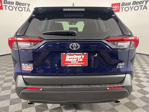 Used 2025 Toyota RAV4 XLE w/ Convenience Package image 23