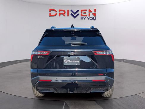 New 2026 Chevrolet Equinox RS w/ Safety and Technology Package image 4