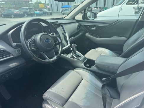 Used 2022 Subaru Outback Limited AWD/4WD image 3