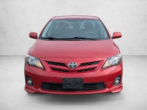Used 2011 Toyota Corolla S image 2