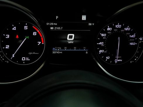 Used 2023 Alfa Romeo Stelvio Veloce image 30