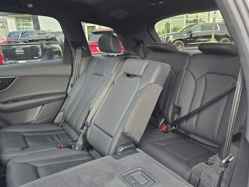 Used 2025 Audi Q7 3.0T Premium Plus image 55
