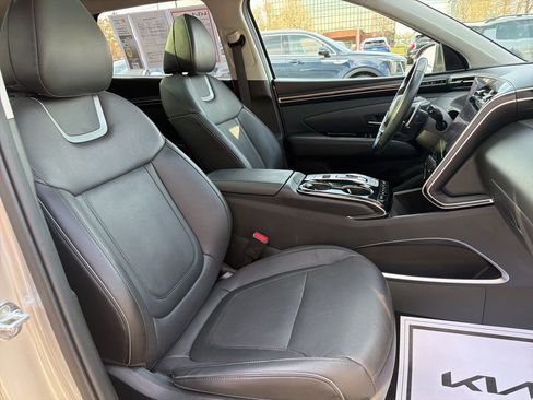 Used 2023 Hyundai Tucson Limited image 12