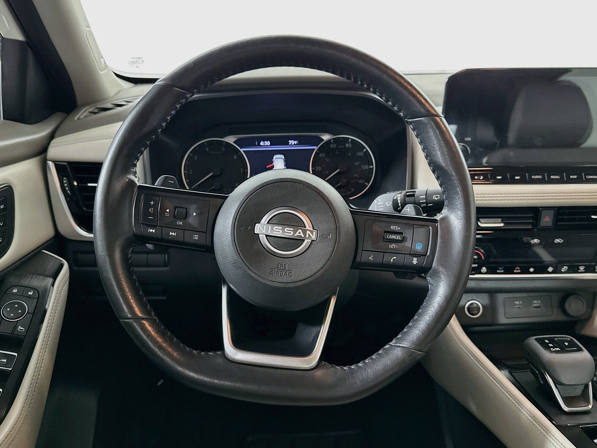 Used 2023 Nissan Rogue SL w/ SL Premium Package FWD image 18