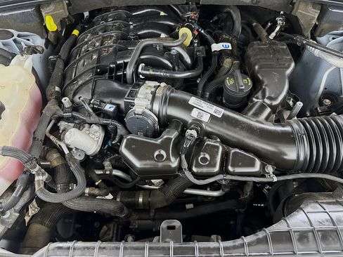 Used 2024 Jeep Grand Cherokee Altitude image 38