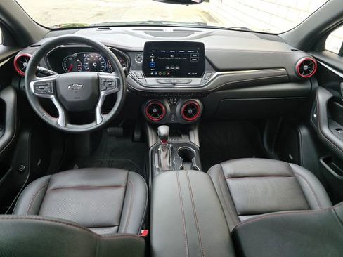 Used 2023 Chevrolet Blazer RS w/ Driver Confidence II Package FWD image 2